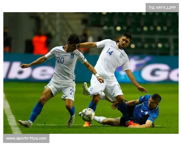 法兰克福正式签下丹麦U21国脚，补强边路进攻线